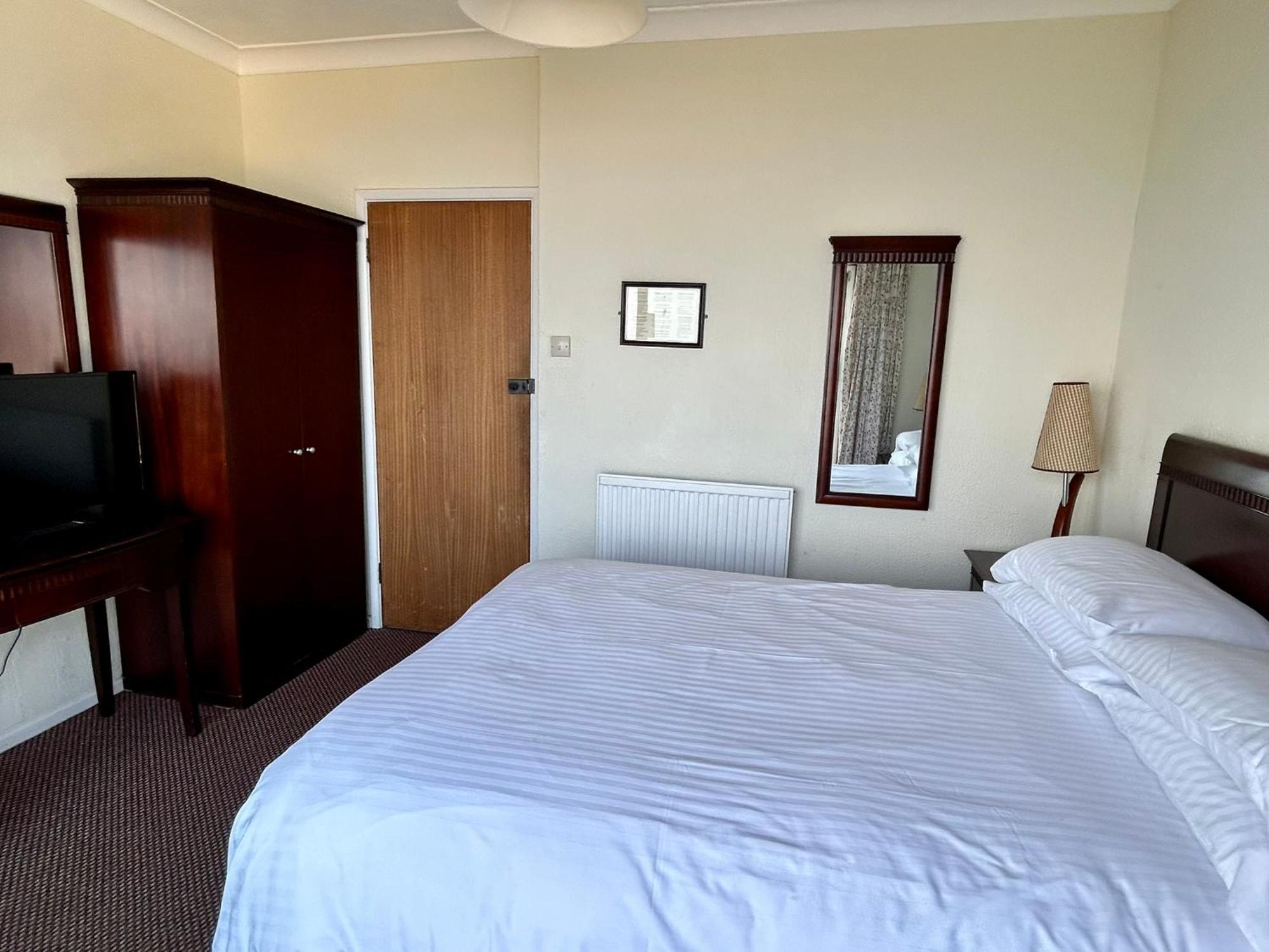 Bay View - Seafront, Sandown - Free Car Ferry For Bookings Of 3 Or More Nights, Subject To Availability Rum bild